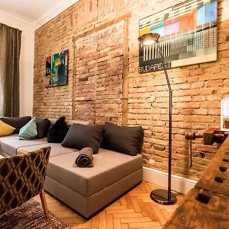 Urbana Hipster Downtown * Budapest